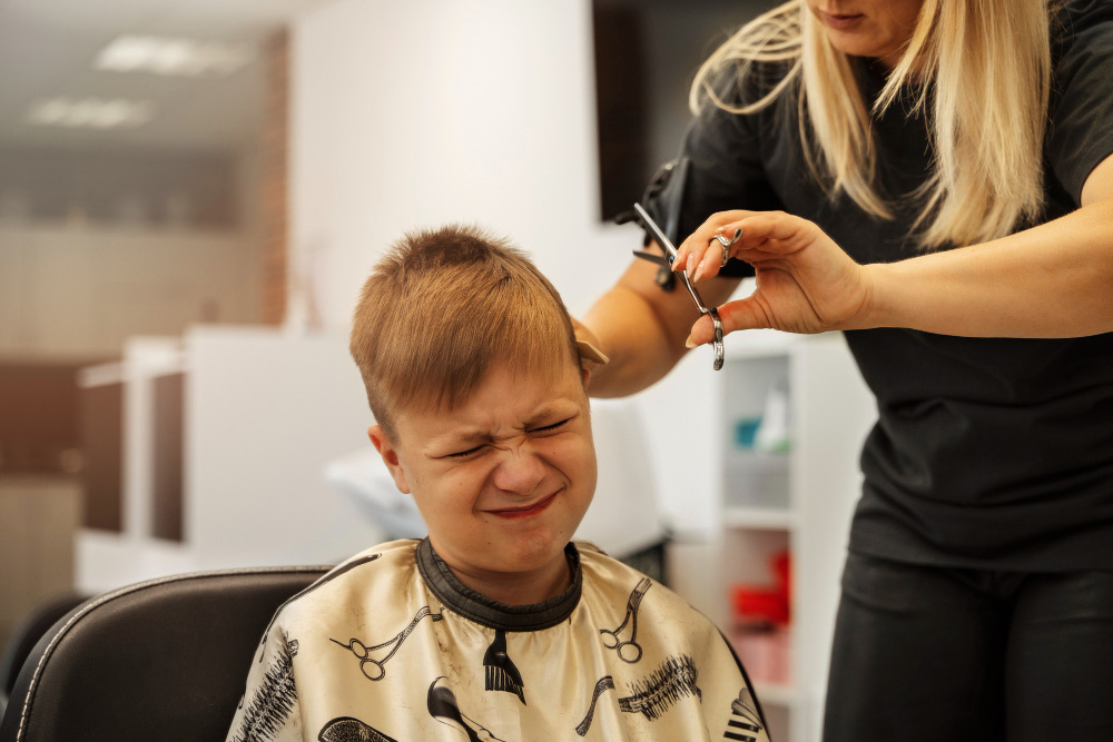 Layanan potong rambut anak-anak